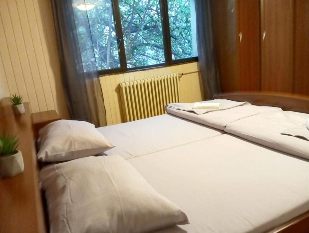 Old House Old Town Hostel ซาราเยโว ภายนอก รูปภาพ